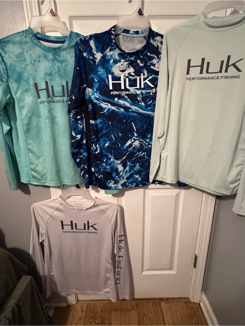 Huk Shirts Men’s Size Small